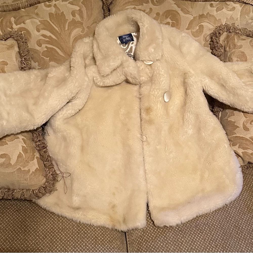 Cinderella Faux Fur coat. White/Cream. Missing one button in front. Last one.